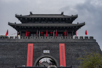 中国江苏扬州东关城门新春风貌