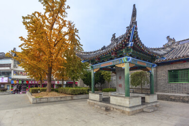 淮安总督漕运部院大门前的申明亭