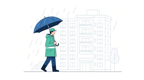 雨天物业人员小区雨中巡查走访