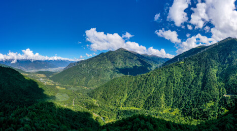 西藏自治区林芝市色季拉山尼洋风光航拍