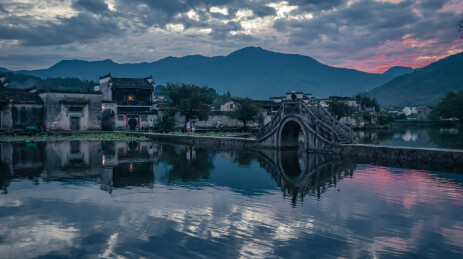 清晨的黄山宏村