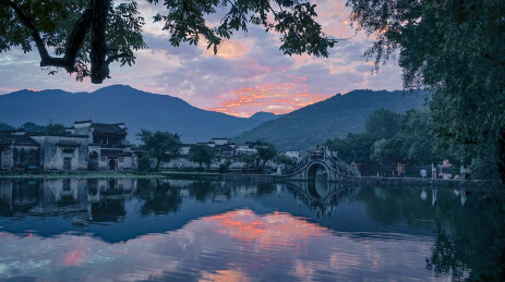 清晨的黄山宏村