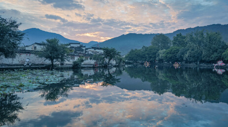 清晨的黄山宏村