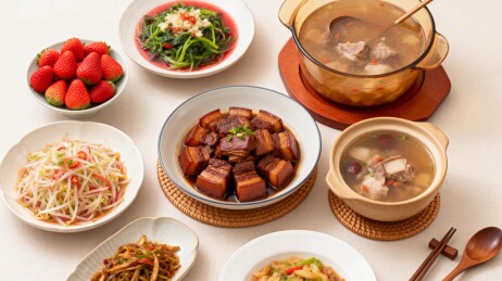丰盛中式家常菜摆盘