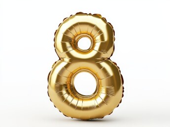 白色背景下的金色充气气球金箔数字“8”气