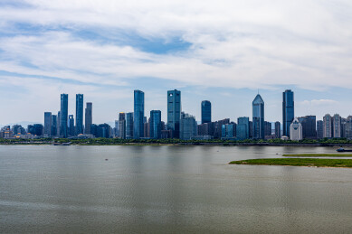 南昌滕王阁赣江沿岸城市江景风光