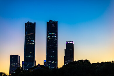 南昌赣江两岸城市黄昏夜景风光