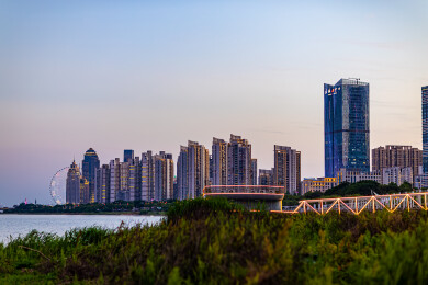 南昌赣江两岸城市黄昏夜景风光