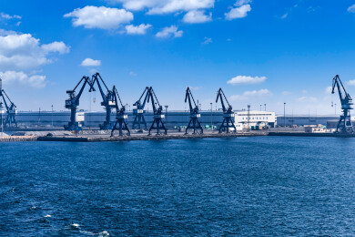 中国辽宁省大连市旅顺大连港海湾工业码头