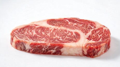 新鲜牛肉切片特写