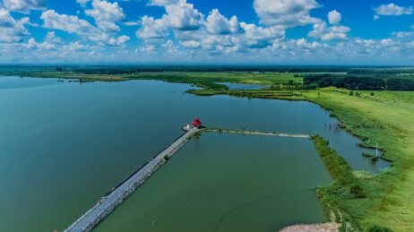 中国内蒙古扎鲁特旗东湖湿地公园景区建筑