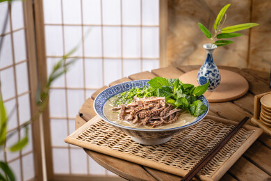 青花竹韵面馆的牛百叶米粉