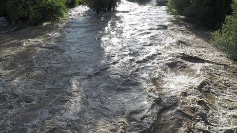 peoplesdailylifedestroyedduetobagmatiriveroverfloodingin
